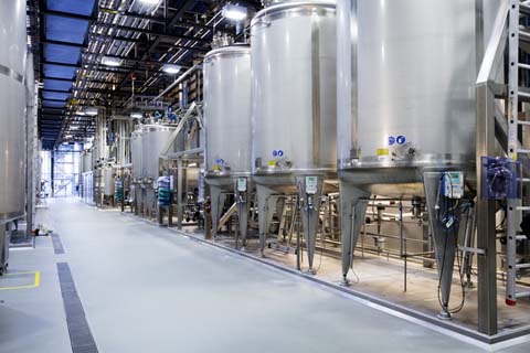 Eilersen hygienic load cells installed under vessels for pharmaceutical manufacturing